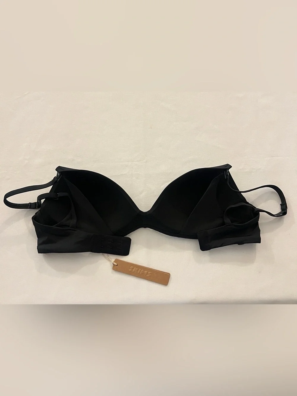 SKIMS WIRELESS FORM MATERNITY NURSING BRA - Picture 3 of 7